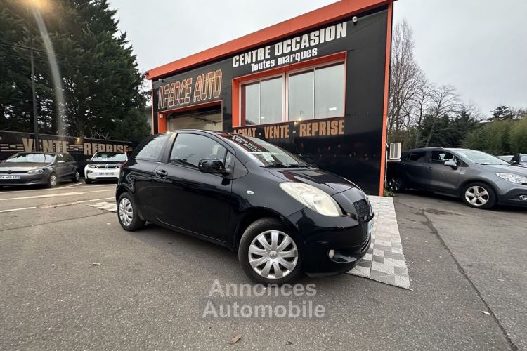 Toyota Yaris 87 VVT-I LIMITED EDITION 3P - <small></small> 4.490 € <small>TTC</small> - #1