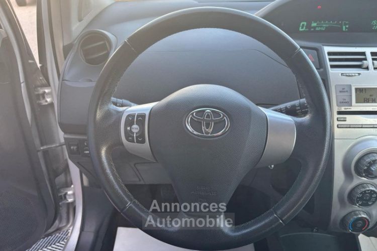 Toyota Yaris 90 D-4D 5P - <small></small> 5.990 € <small>TTC</small> - #8