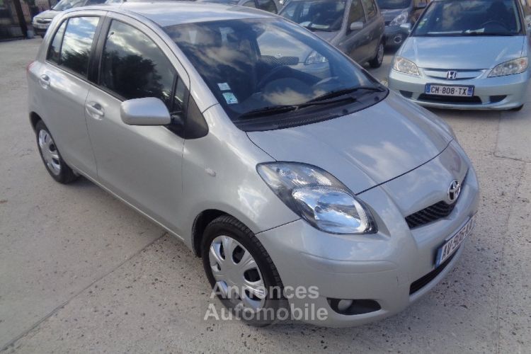 Toyota Yaris 90 D-4D Confort Pack MMT 5p - <small></small> 4.490 € <small>TTC</small> - #2