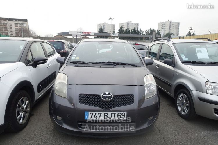 Toyota Yaris 90 D-4D LIMITED EDITION 5P - <small></small> 4.990 € <small>TTC</small> - #1