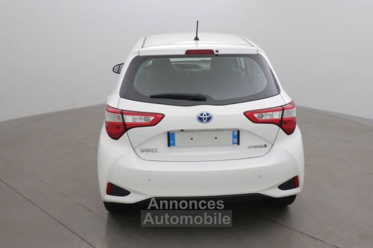 Toyota Yaris AFFAIRES HYBRIDE 100H FRANCE BUSINESS 5p - <small></small> 13.788 € <small>TTC</small> - #22