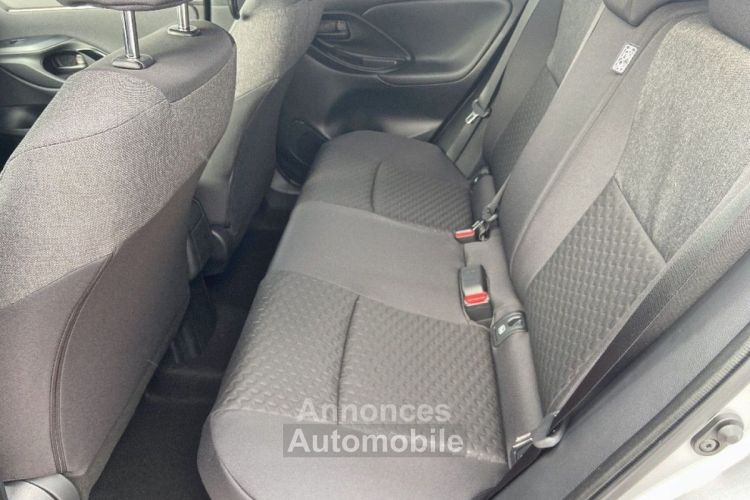 Toyota Yaris CROSS 1.5 HYBRIDE 130 2WD DESIGN PACK HIVER ET SECURITE - <small></small> 28.450 € <small>TTC</small> - #14