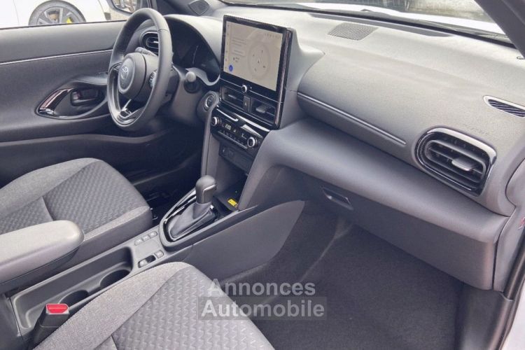 Toyota Yaris CROSS 1.5 HYBRIDE 130 DESIGN PACK 2WD - <small></small> 28.250 € <small>TTC</small> - #20