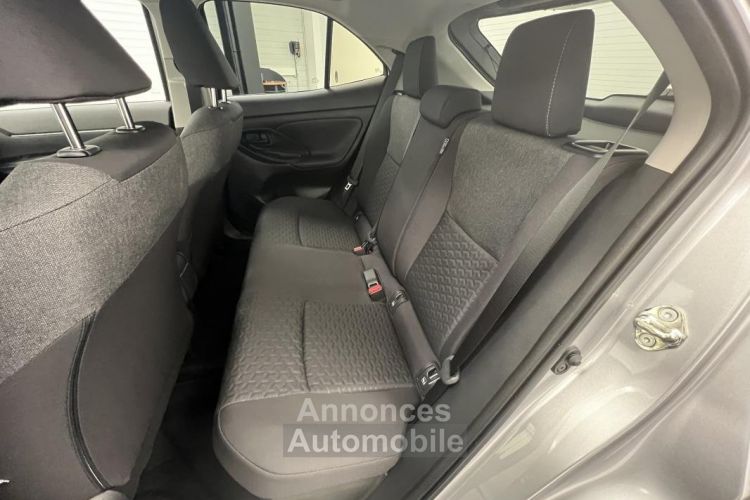 Toyota Yaris Cross HYBRIDE 116h 2WD Dynamic Business + Programme Beyond Zero Academy - <small></small> 26.790 € <small>TTC</small> - #10