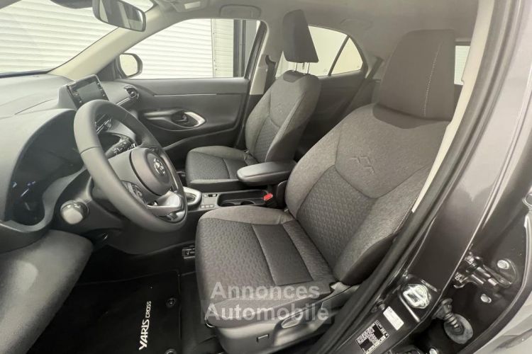 Toyota Yaris Cross HYBRIDE 116h 2WD Dynamic Business + Programme Beyond Zero Academy - <small></small> 26.790 € <small>TTC</small> - #9