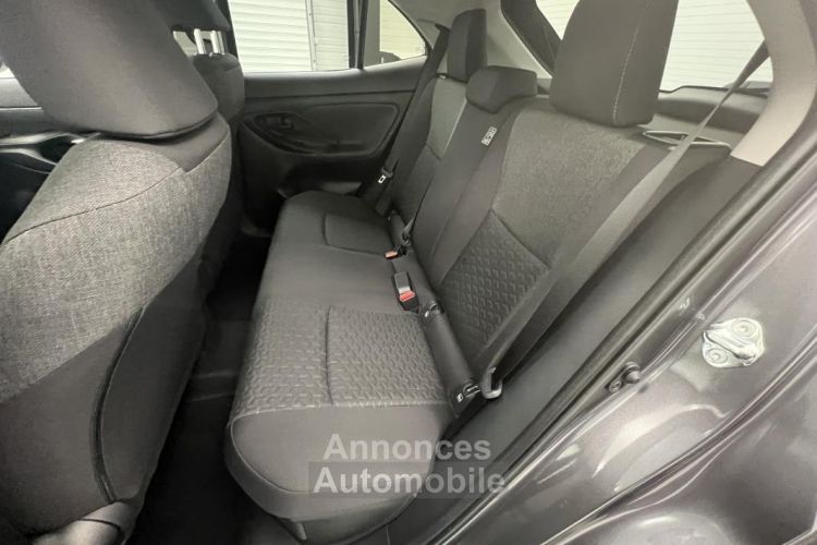 Toyota Yaris Cross HYBRIDE 116h 2WD Dynamic Business + Programme Beyond Zero Academy - <small></small> 26.790 € <small>TTC</small> - #10