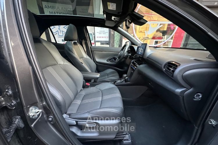 Toyota Yaris CROSS PRO HYBRIDE MY22 116h AWD-i Dynamic Business + Programme Beyond Zero Academy - <small></small> 22.490 € <small>TTC</small> - #23