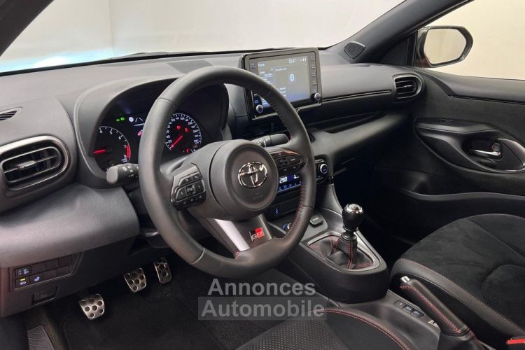 Toyota Yaris GR 1.6 261 ch Sièges Chauffants / Caméra / Track Pack / Suivi Complet - <small></small> 43.990 € <small>TTC</small> - #7