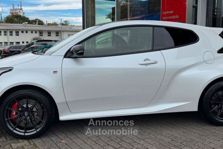 Toyota Yaris GR Neuve origine France 280ch Phase 2, Disponible immédiatement, Pack techno, jantes forgées 999-mois - <small></small> 103.990 € <small>TTC</small> - #3