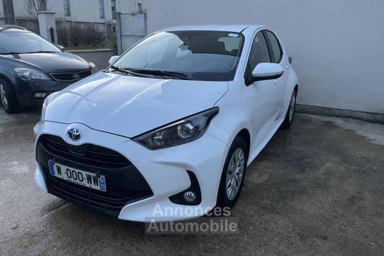 Toyota Yaris Hybrid 116h - BV e-CVT (MY21) IV 2020 Dynamic Business Affaires + Stage Hybrid Academy& - <small></small> 16.990 € <small></small> - #2