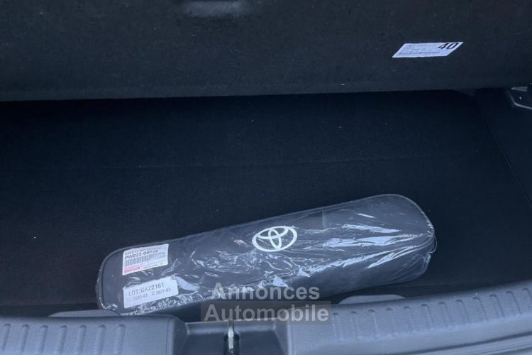 Toyota Yaris Hybrid 116h - BV e-CVT (MY21) IV 2020 Dynamic Business Affaires + Stage Hybrid Academy& - <small></small> 16.990 € <small></small> - #6