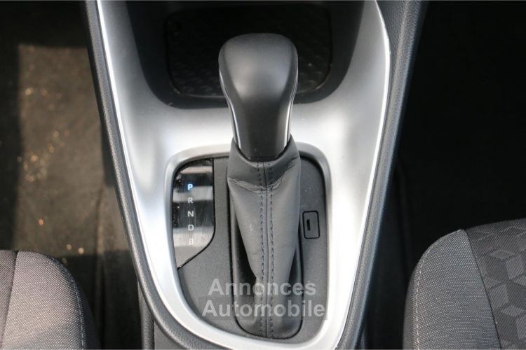 Toyota Yaris Hybrid 116h - BV e-CVT (MY22) IV Dynamic PHASE 1 - <small></small> 18.900 € <small></small> - #31