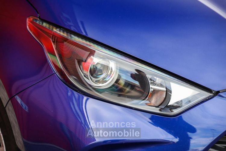 Toyota Yaris Hybrid 116h BVA - <small></small> 17.970 € <small></small> - #29