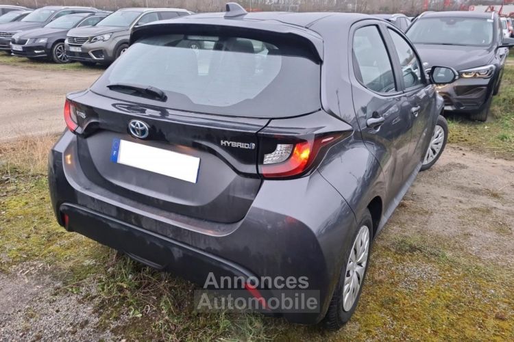 Toyota Yaris Hybrid 116h e-CVT - <small></small> 18.970 € <small></small> - #2