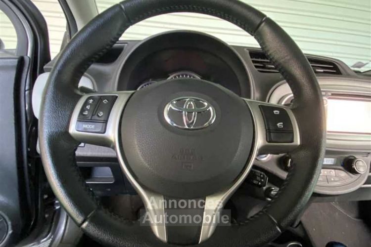 Toyota Yaris Hybrid 1.5 100ch Graphic - <small></small> 10.980 € <small>TTC</small> - #15