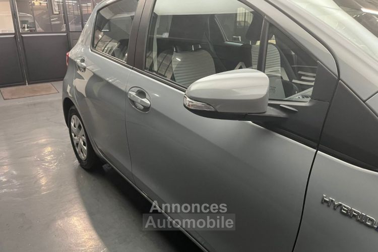 Toyota Yaris Hybrid France Business CVT - <small></small> 14.990 € <small>TTC</small> - #29