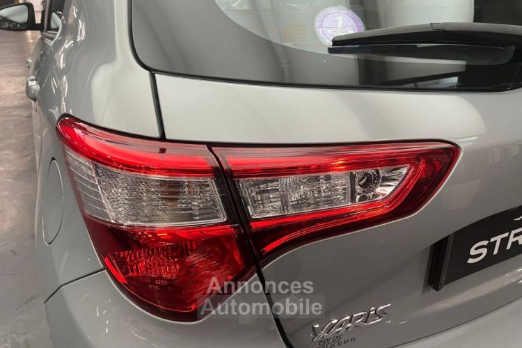 Toyota Yaris Hybrid France Business CVT - <small></small> 14.990 € <small>TTC</small> - #31