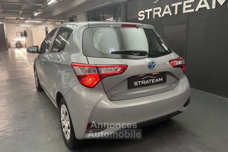 Toyota Yaris Hybrid France Business CVT - <small></small> 14.990 € <small>TTC</small> - #42