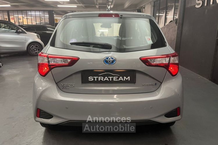 Toyota Yaris Hybrid France Business CVT - <small></small> 14.990 € <small>TTC</small> - #45