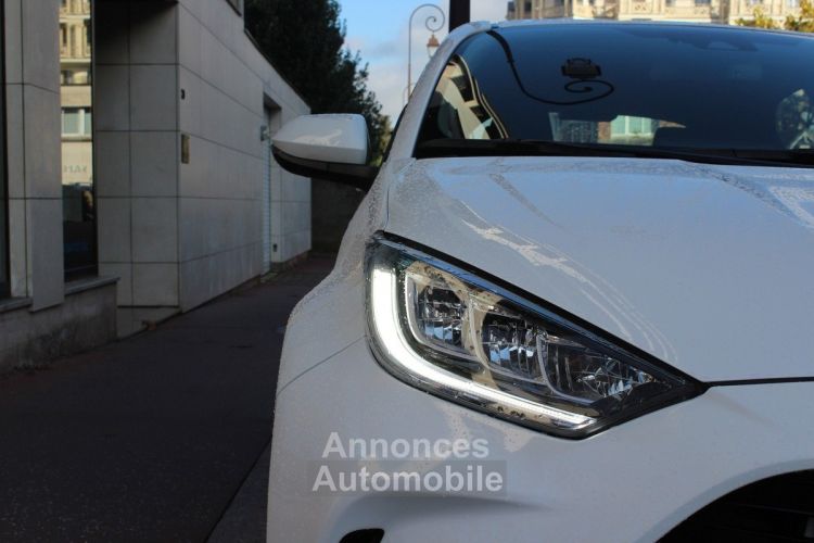 Toyota Yaris Hybrid IV HYBRIDE 116H DYNAMIC - <small></small> 20.990 € <small>TTC</small> - #17