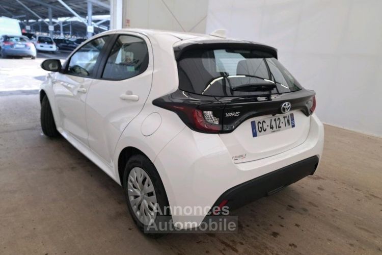 Toyota Yaris Hybrid MY21 116h Dynamic Business Stage Acad - <small></small> 18.990 € <small>TTC</small> - #2