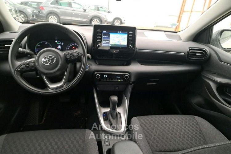 Toyota Yaris Hybrid MY21 116h Dynamic Business Stage Acad - <small></small> 18.990 € <small>TTC</small> - #5