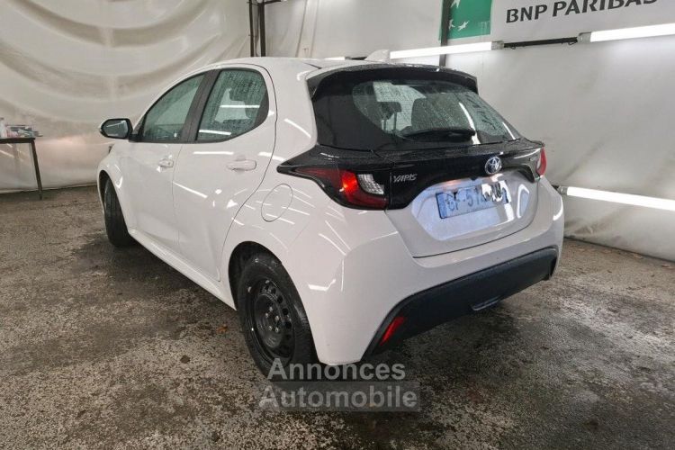 Toyota Yaris Hybrid MY21 116h Dynamic Business Stage Acad - <small></small> 18.990 € <small>TTC</small> - #2