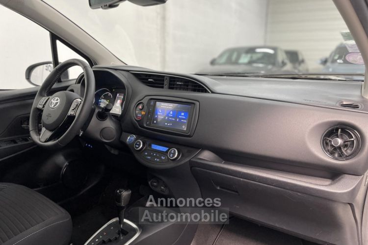 Toyota Yaris Hybride 100 CH BV e-CVT Dynamic PREMIÈRE MAIN - GARANTIE 6 MOIS - <small></small> 15.990 € <small>TTC</small> - #16