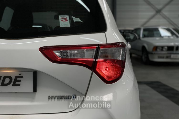 Toyota Yaris Hybride 100 CH BV e-CVT Dynamic PREMIÈRE MAIN - GARANTIE 6 MOIS - <small></small> 15.990 € <small>TTC</small> - #20