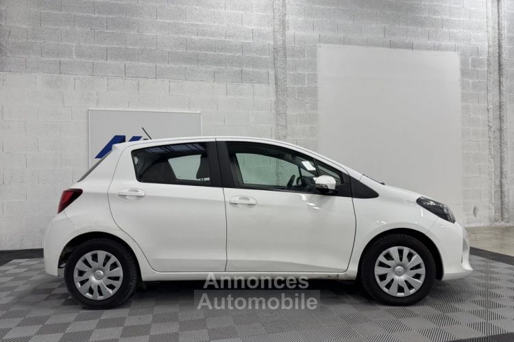 Toyota Yaris Hybride 100h 1.3 75 CH e-CVT Dynamic - <small></small> 9.990 € <small>TTC</small> - #8