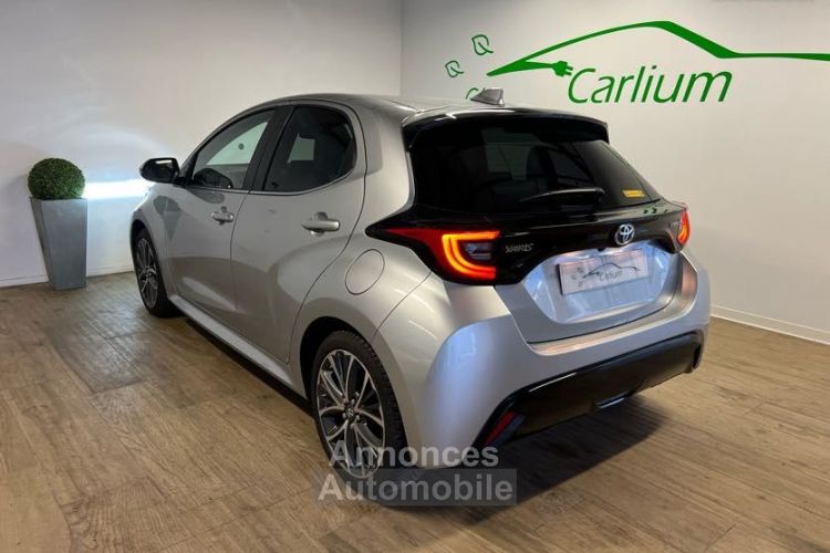 Toyota Yaris Hybride 116ch Iconic MY22 A partir de 290e par mois Affichage tête haute Sièges chauffants & ventilés - <small></small> 21.800 € <small>TTC</small> - #2