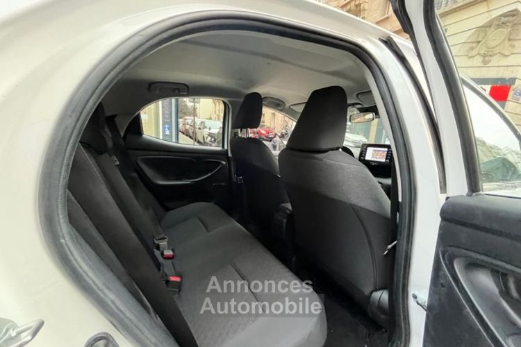 Toyota Yaris HYBRIDE AFFAIRES 116H FRANCE BUSINESS + STAGE HYBRIDE ACADEMY - <small></small> 17.990 € <small>TTC</small> - #20