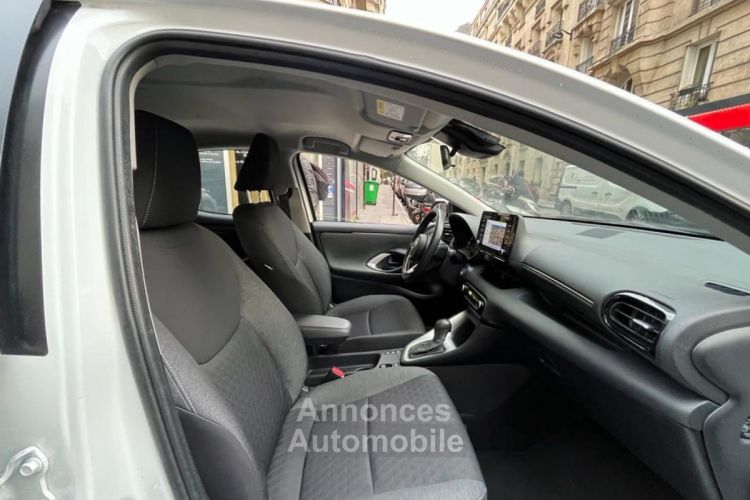 Toyota Yaris HYBRIDE AFFAIRES 116H FRANCE BUSINESS + STAGE HYBRIDE ACADEMY - <small></small> 17.990 € <small>TTC</small> - #28