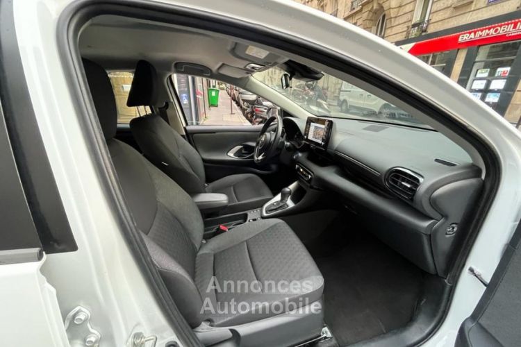 Toyota Yaris HYBRIDE AFFAIRES 116H FRANCE BUSINESS + STAGE HYBRIDE ACADEMY - <small></small> 17.990 € <small>TTC</small> - #27