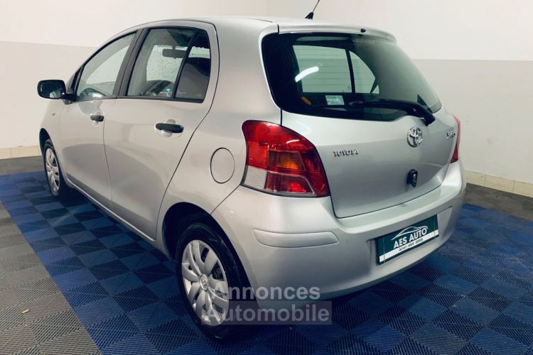 Toyota Yaris II 1.0 69 CH VVT-i - <small></small> 5.490 € <small>TTC</small> - #2