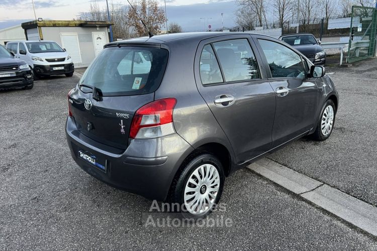 Toyota Yaris II 1.4 90ch D-4D 5Portes 5Places Clim - <small></small> 4.990 € <small>TTC</small> - #5