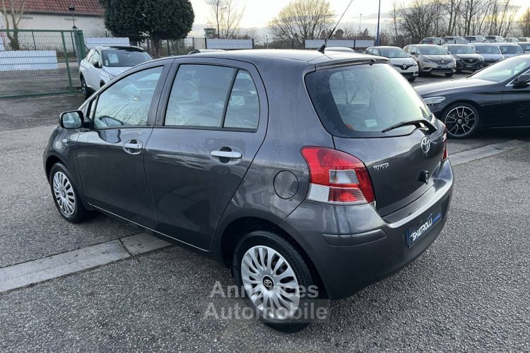 Toyota Yaris II 1.4 90ch D-4D 5Portes 5Places Clim - <small></small> 4.990 € <small>TTC</small> - #6