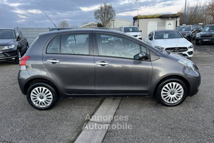 Toyota Yaris II 1.4 90ch D-4D 5Portes 5Places Clim - <small></small> 4.990 € <small>TTC</small> - #8