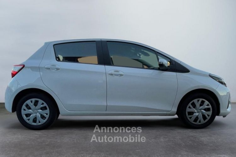 Toyota Yaris III 70 VVT-I ULTIMATE 5P 1ERE MAIN - <small></small> 12.990 € <small>TTC</small> - #7