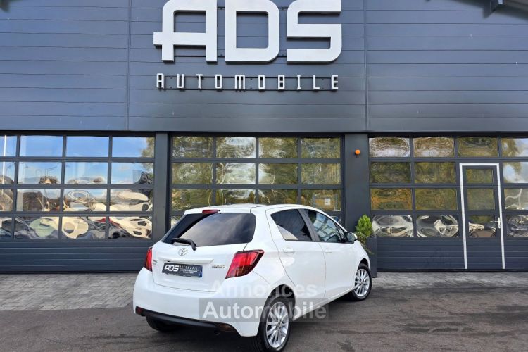 Toyota Yaris III 90 D-4D SkyBlue 5p / À PARTIR DE 157,26 € * - <small></small> 11.990 € <small>TTC</small> - #12