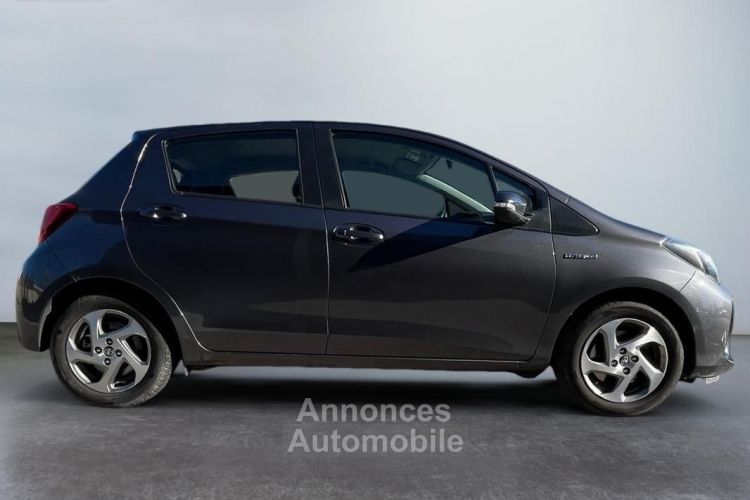 Toyota Yaris III HSD 100H DESIGN 5P - <small></small> 10.990 € <small>TTC</small> - #7