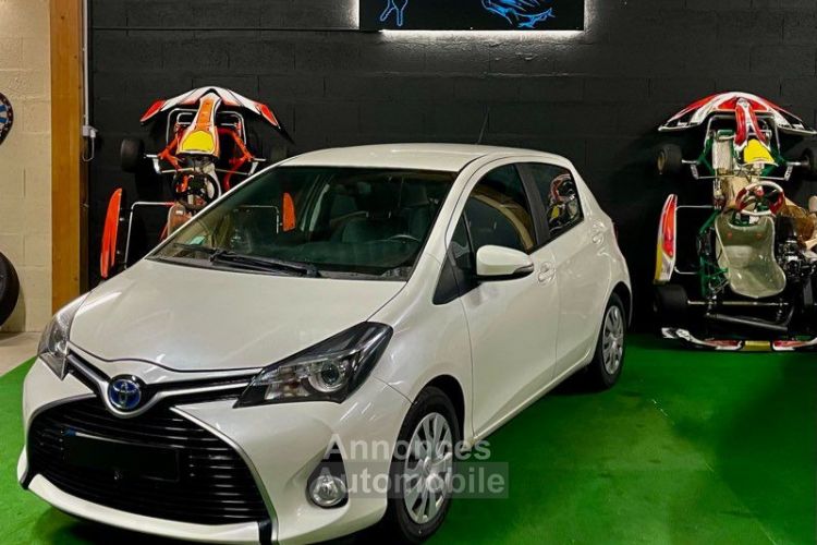 Toyota Yaris III Hybride 100ch 5p - <small></small> 9.990 € <small>TTC</small> - #1