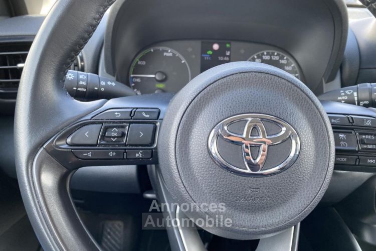 Toyota Yaris IV 116H FRANCE BUSINESS - <small></small> 16.990 € <small>TTC</small> - #17