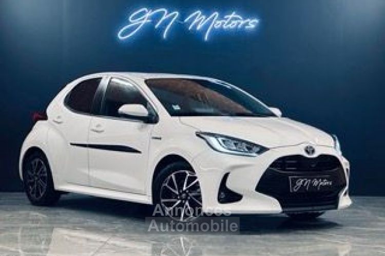 Toyota Yaris iv 116h hybride design bva garantie 12 mois - <small></small> 17.990 € <small>TTC</small> - #1