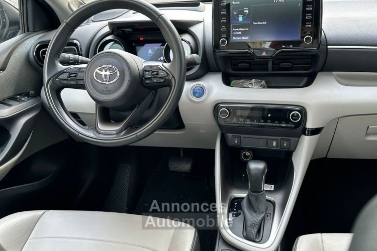 Toyota Yaris IV 116H HYBRIDE ICONIC BVA - <small></small> 19.990 € <small>TTC</small> - #26