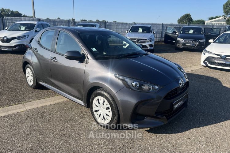 Toyota Yaris IV 120cv VVT-i France Camera 5Port 1erMain Clim 68,000Kms Prime à la Conversion - <small></small> 14.990 € <small>TTC</small> - #2