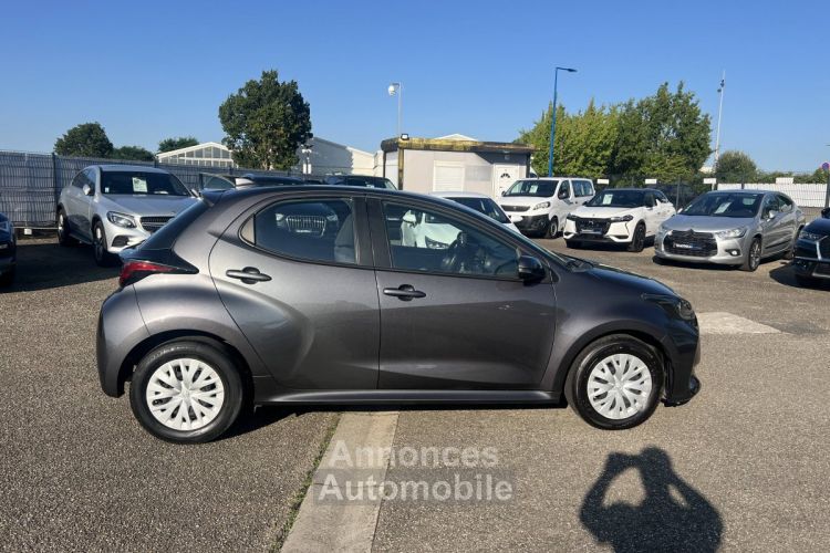 Toyota Yaris IV 120cv VVT-i France Camera 5Port 1erMain Clim 68,000Kms Prime à la Conversion - <small></small> 14.990 € <small>TTC</small> - #8