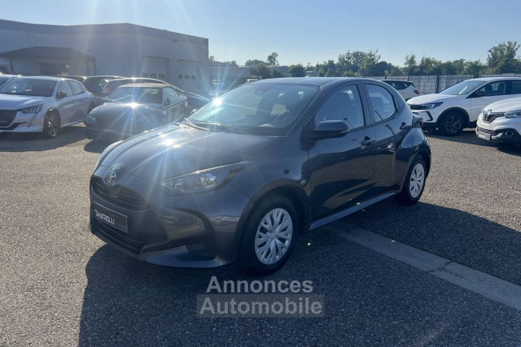 Toyota Yaris IV 120cv VVT-i France Camera 5Port 1erMain Clim 68,000Kms Prime à la Conversion - <small></small> 14.990 € <small>TTC</small> - #24