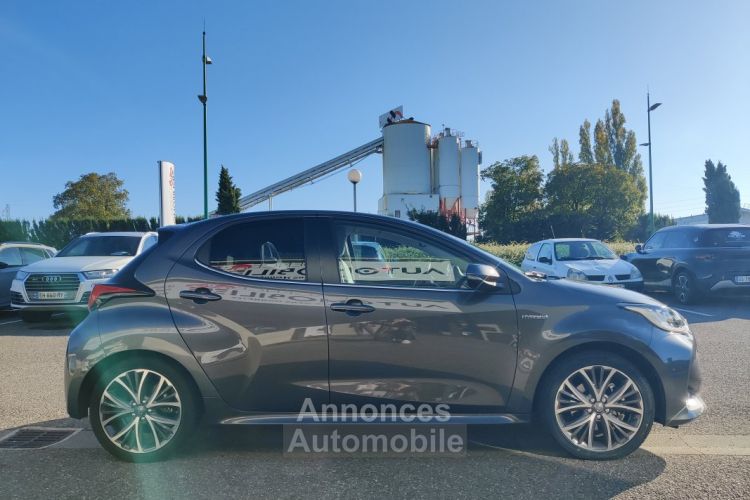 Toyota Yaris IV 1.5 VVTi 116 Iconic 90 cv Hybrid - <small></small> 19.990 € <small>TTC</small> - #2