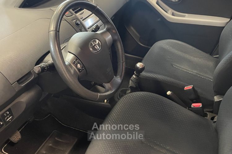 Toyota Yaris P9-1.4d-4d - <small></small> 3.590 € <small>TTC</small> - #6